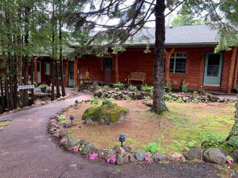 Thomsonite Inn On Lake Superior Grand Marais Exterior foto